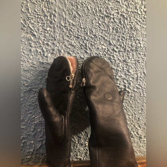 Genuine leather winter Gloves with pink faux fur interior - Picture 5 of 6